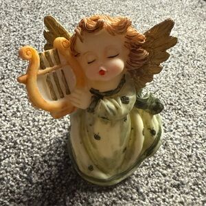 Vintage MRH Figurine 4.5” Angel Playing Harp Cherub w/ Original Box